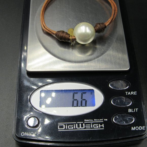 7" Sterling Silver & Leather Large Faux Pearl Bracelet Vintage - Picture 8 of 8